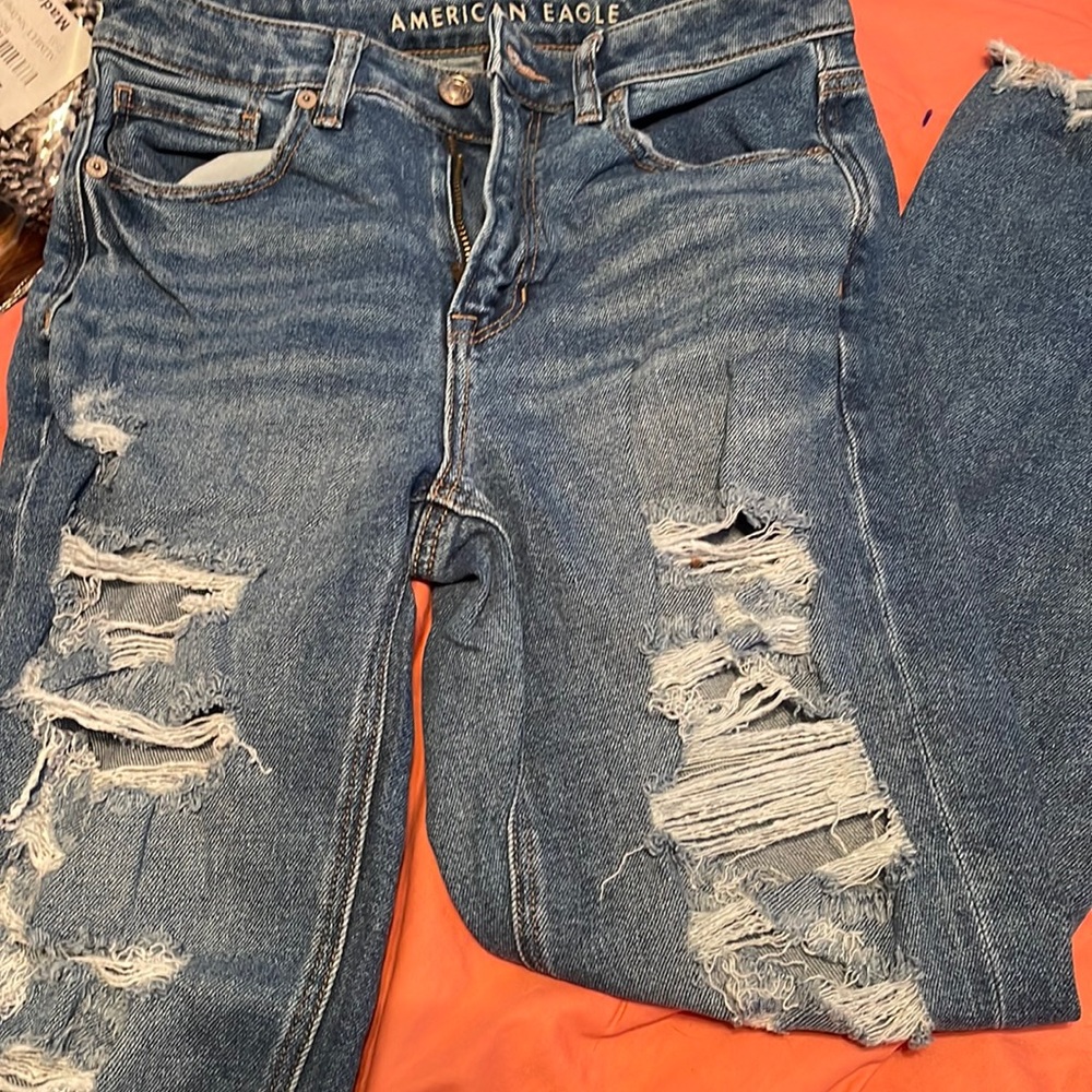 American Eagle mom jeans